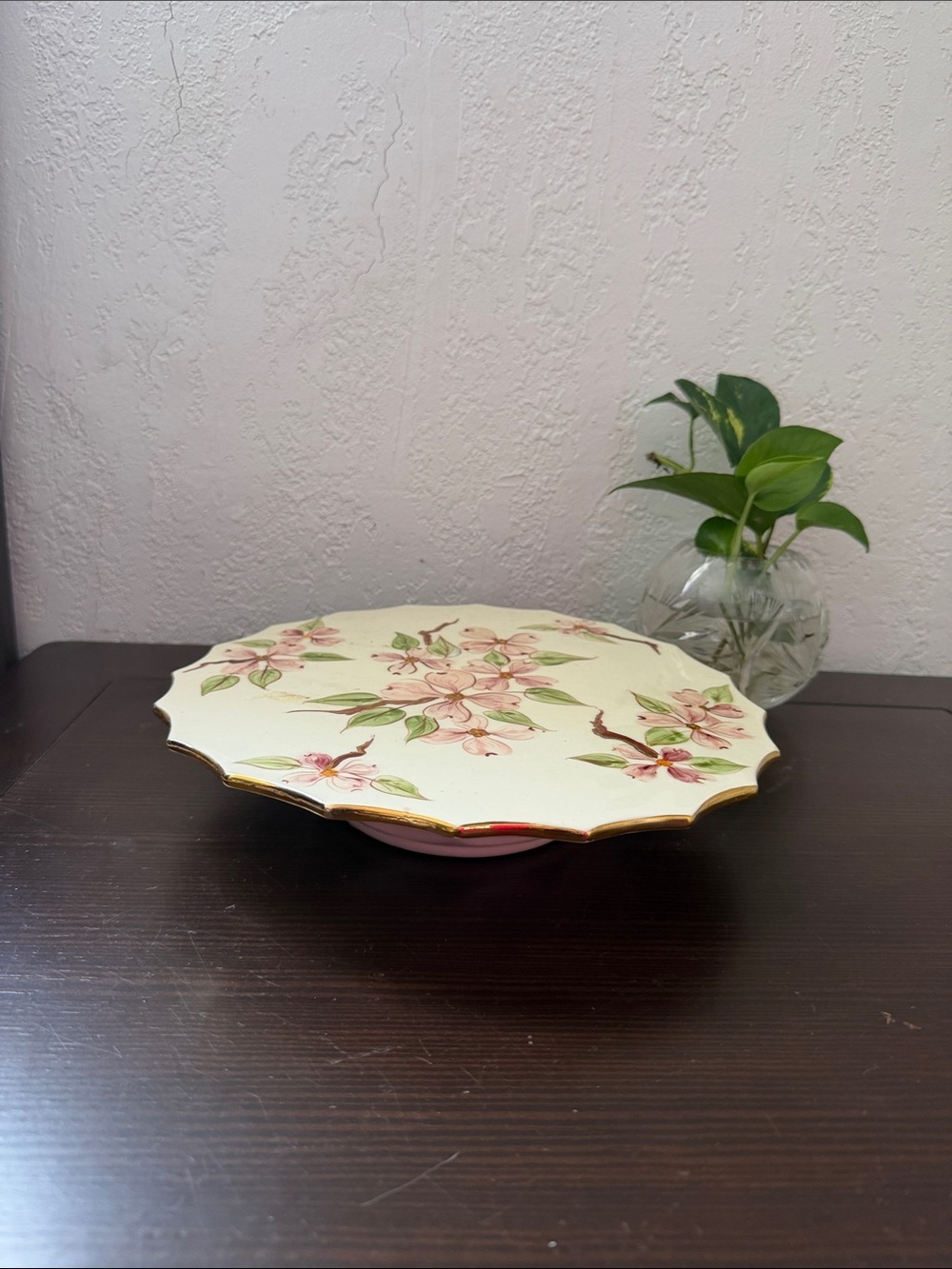 Vintage Floral Pedestal Plate 🔥